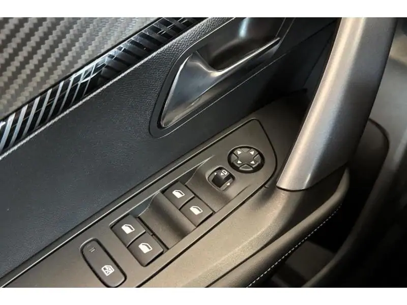 Occasion Peugeot 2008 Allure 1.2 benz 130 GREY 17