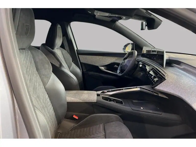 Occasion Peugeot 5008 III & e- GT GREY 8
