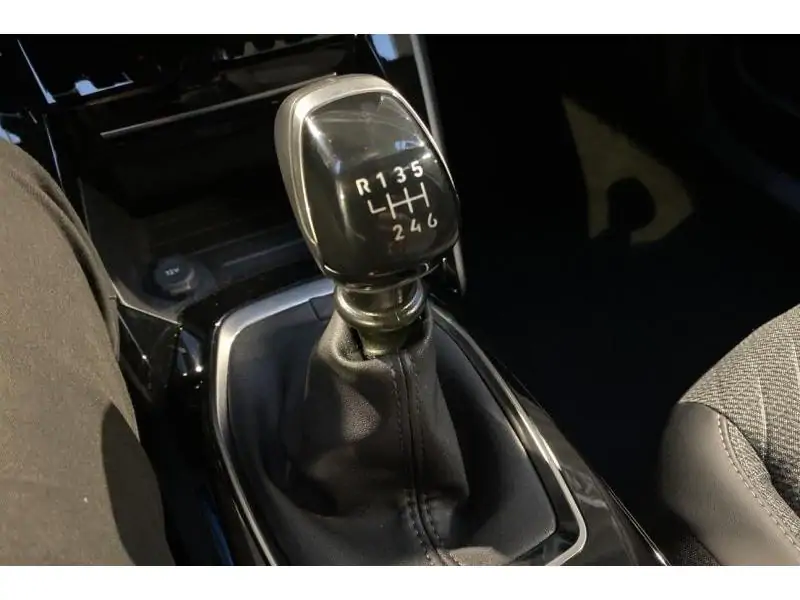 Occasion Peugeot 2008 II Allure GREY 16