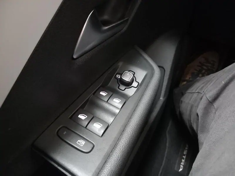 Occasion Opel Astra Sports Tourer Berline 1.2 T AUTO GREY 7