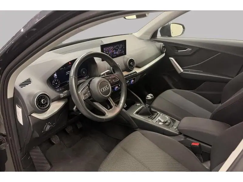 Occasion Audi Q2 30 TDI Attraction GREY 9