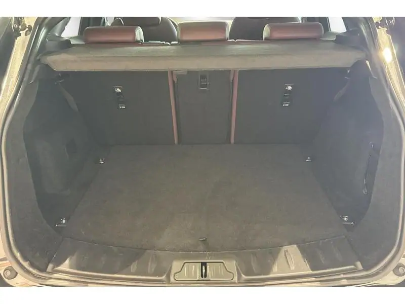 Occasie Jaguar E-Pace P300e R-Dynamic- FULL OPTION GREY 38