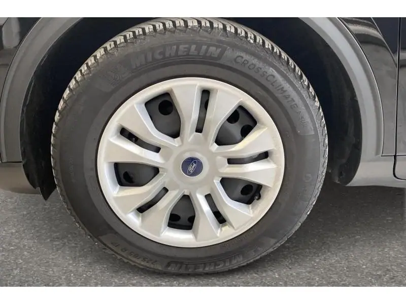 Occasion Ford Kuga Trend*GPS Clim Sièges chauff. BLACK 21