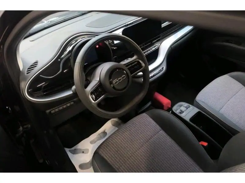 Occasion Fiat 500e BEV BLACK 9