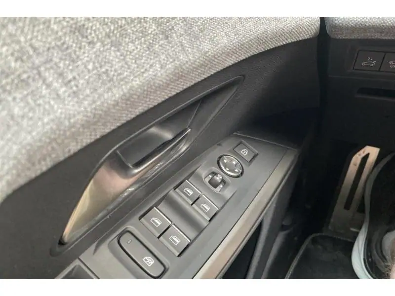 VEHICLE__CONDITION_SERVICE Peugeot 3008 e-GT*Full-Chargeur embarqué 11 GREY 17