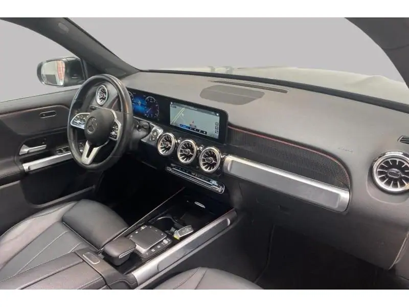Occasion Mercedes-Benz GLB 200 Pano - Camera - CarPlay BLACK 2