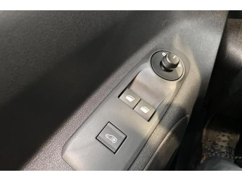 Démo Peugeot Partner STANDARD Heavy 50 KWh*0km GREY 17