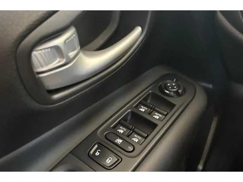 Occasion Jeep Renegade Altitude - GPS - Camera BLACK 24