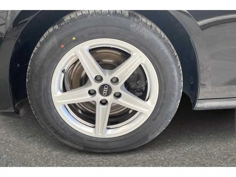 Occasion Audi A4 GPS*Attelage*Clim BLACK 21