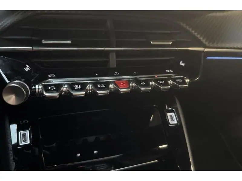 VEHICLE__CONDITION_SERVICE Peugeot 2008 II GT RED 15