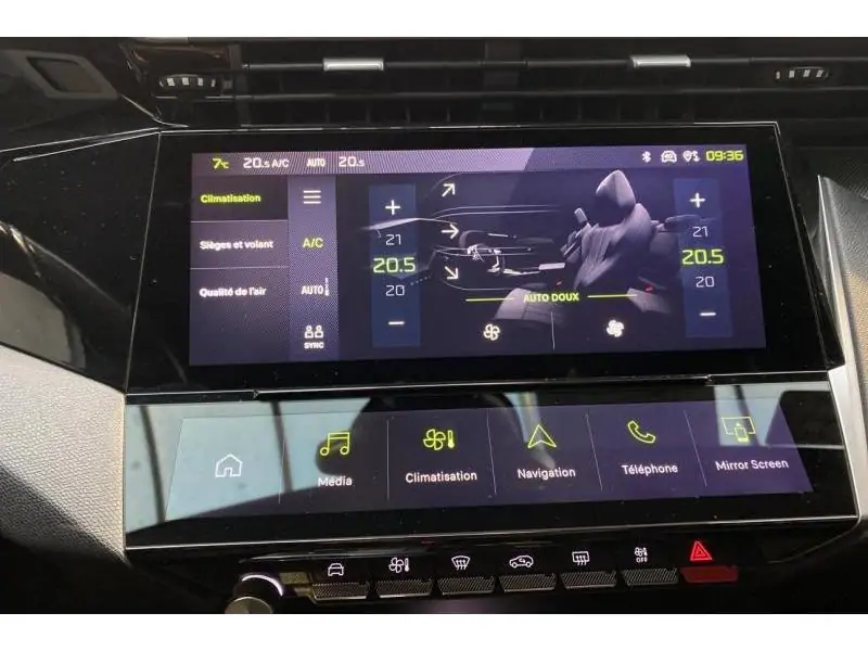 Occasion Peugeot 308 III & e- GT BLUE 15