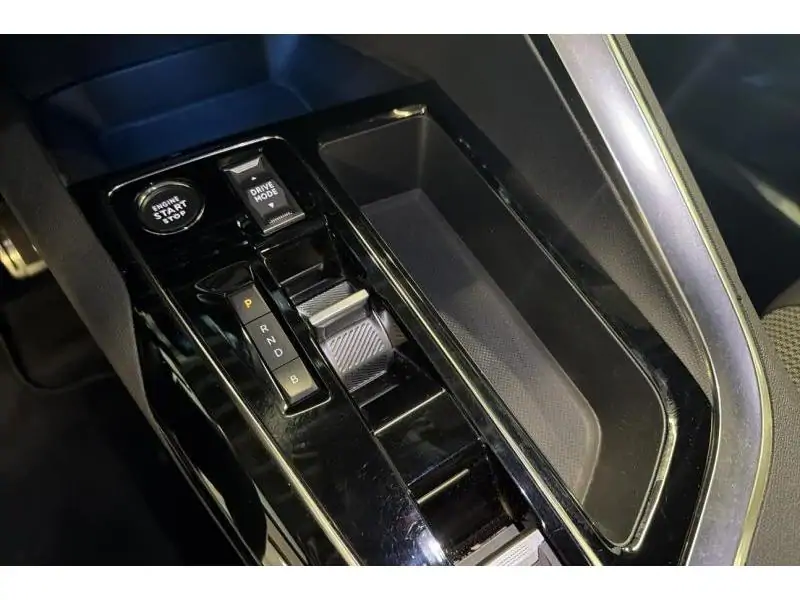 Occasion Peugeot 3008 GT Plug-in Hybrid 225 BLACK 16