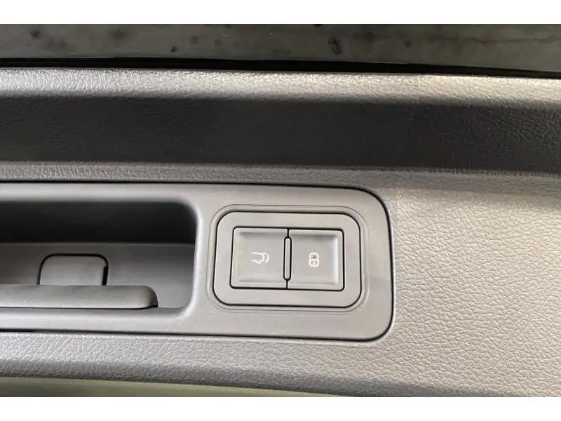 VEHICLE__CONDITION_SERVICE BYD SEAL U DM - I BOOST BLACK 21