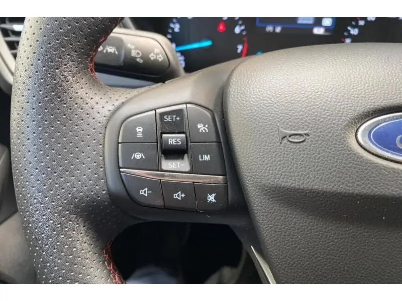 Occasion Ford Focus ST-Line*Caméra GPS GREY 25