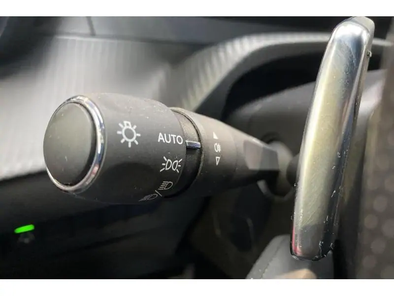Occasion Peugeot 2008 GT WHITE 23