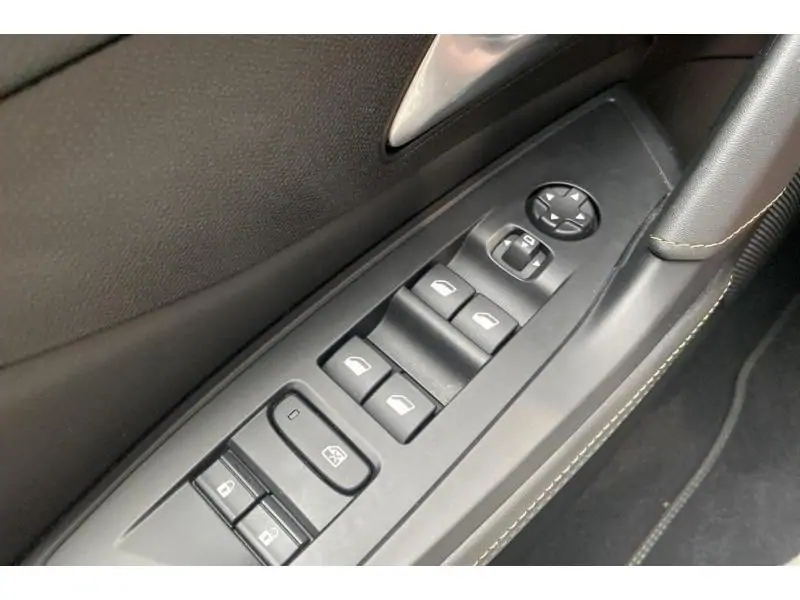 Occasion Peugeot 308 GT* Navi Caméra de recul GREEN 17