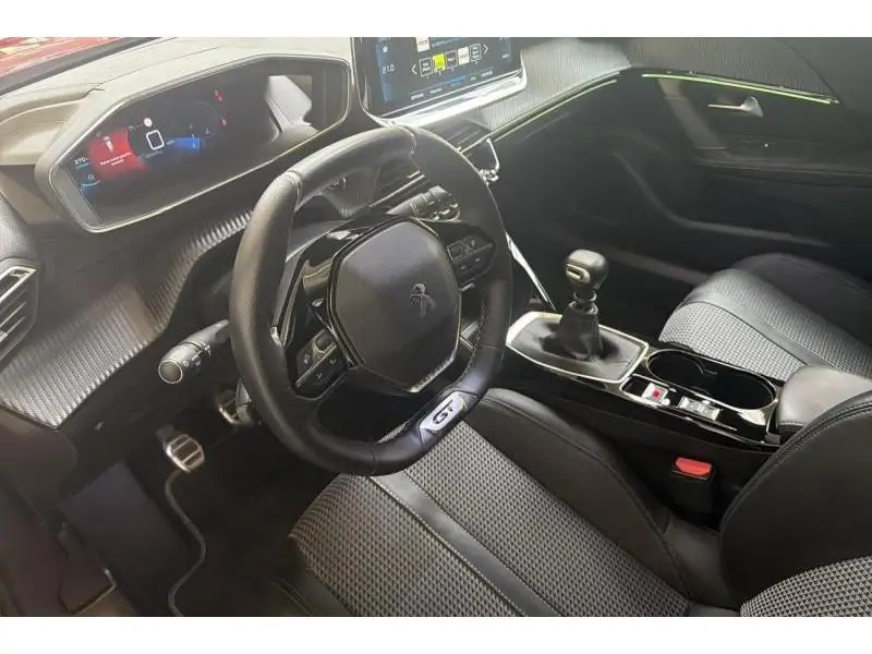 Occasion Peugeot 2008 Gt line RED 9