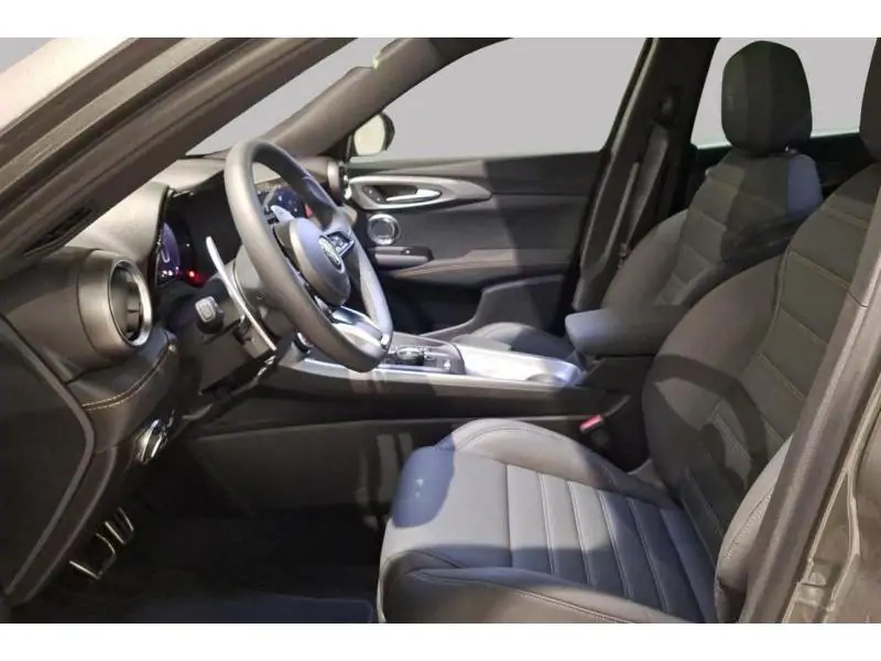 VEHICLE__CONDITION_SERVICE Alfa Romeo Tonale 1.5 160 MHEV Sprint GREY 10