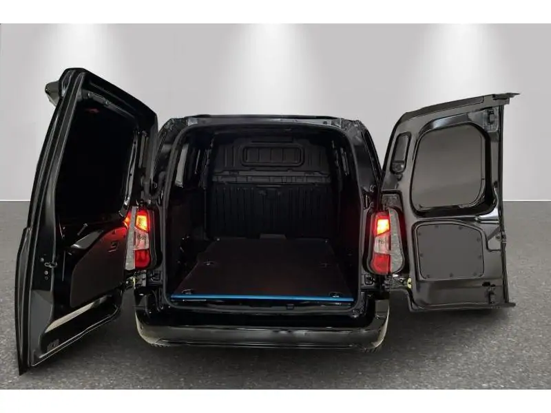 VEHICLE__CONDITION_SERVICE Peugeot Partner Standard Light 1.2 Turbo 110 Man.6 BLACK 19