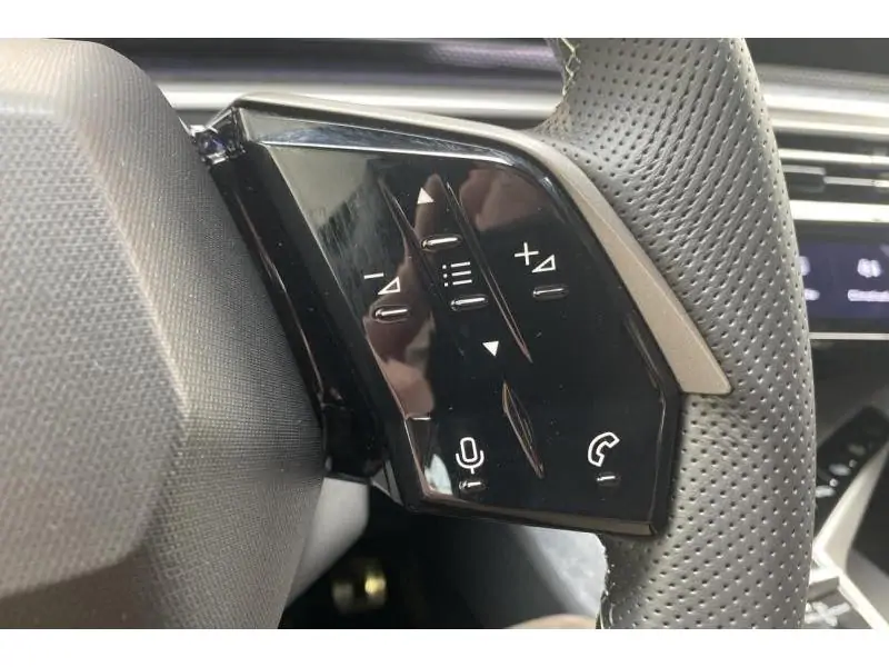 Occasion Peugeot 5008 GT Hybrid BLACK 24
