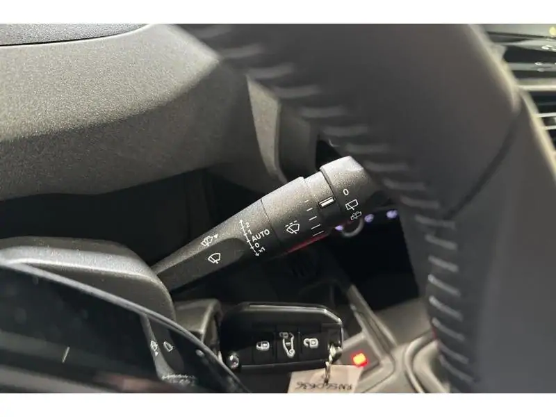 VEHICLE__CONDITION_SERVICE Peugeot Rifter ALLURE 110 BLACK 22