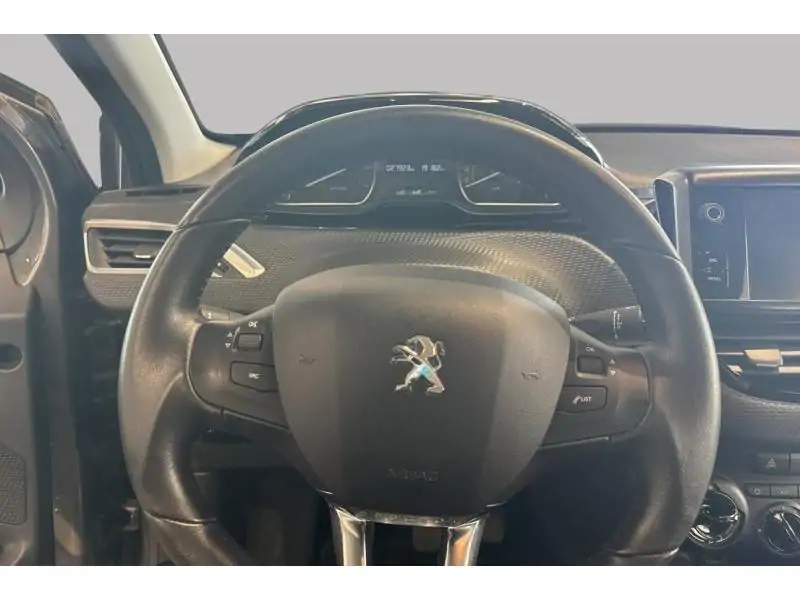 Occasion Peugeot 208 II STYLE GREY 12