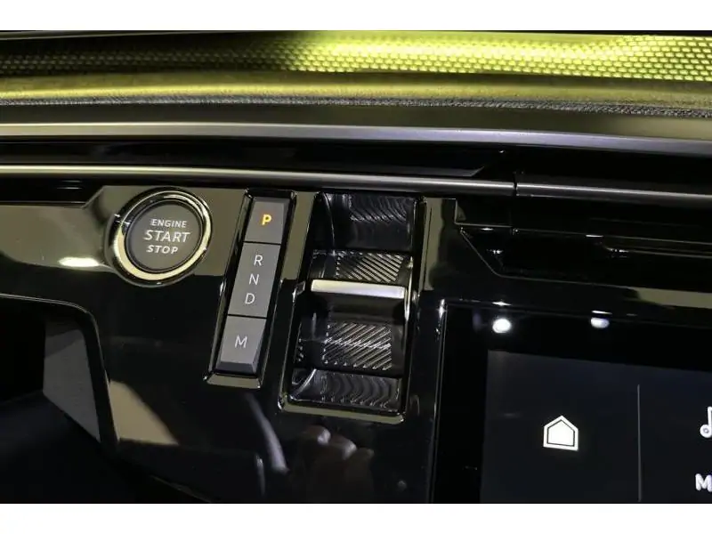 Démo Peugeot 5008 First Ed GT Hybrid 145 e-DCS6 7pl GREY 16