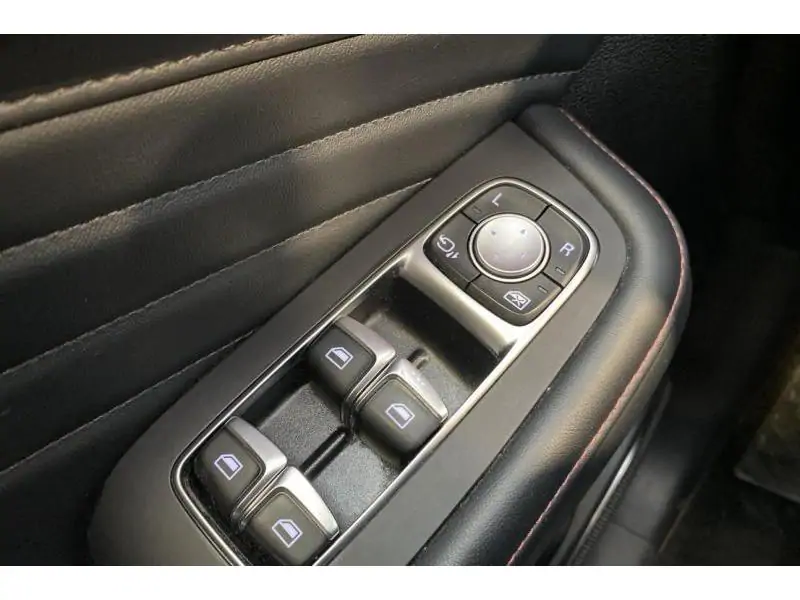 Occasion MG HS LUXURY 1.5 T-GDI DCT BLACK 17