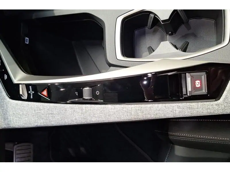 VEHICLE__CONDITION_SERVICE Peugeot 3008 Allure Hybrid 145 e-DCS6 GREY 23