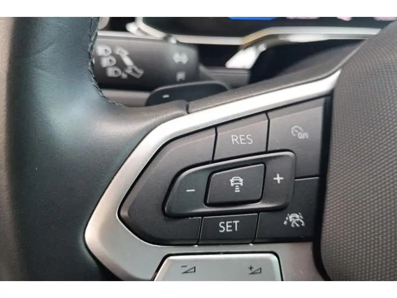 Occasion Volkswagen Taigo R-Line 1.0 TSI 115 pk GREY 23