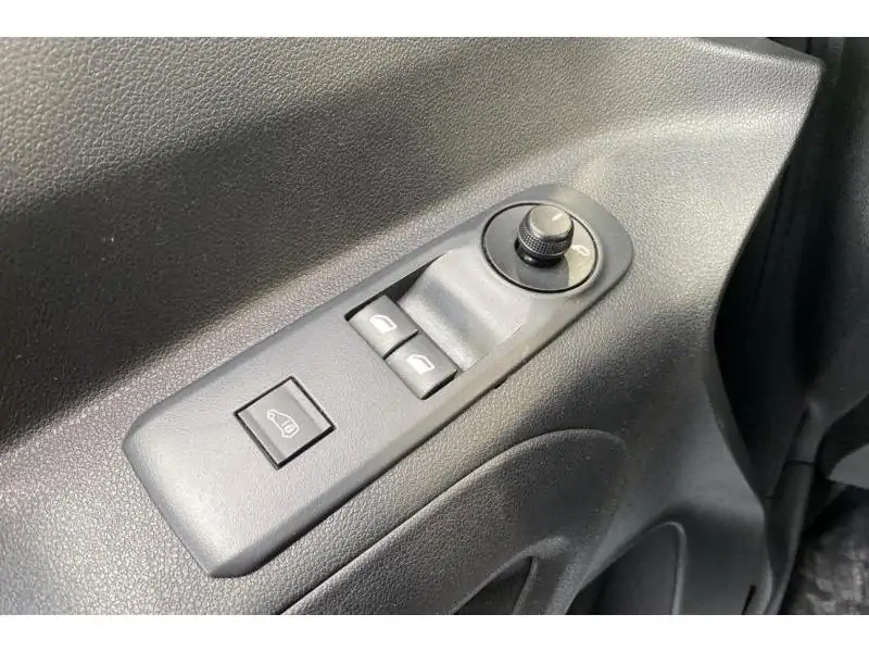 Occasion Opel Combo E Cargo BLACK 17