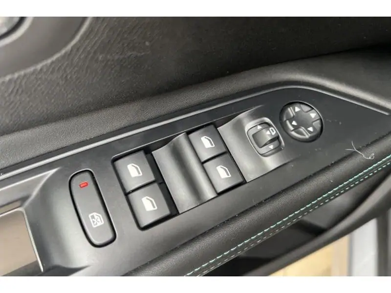 Occasion Peugeot 5008 ALLURE GREY 17