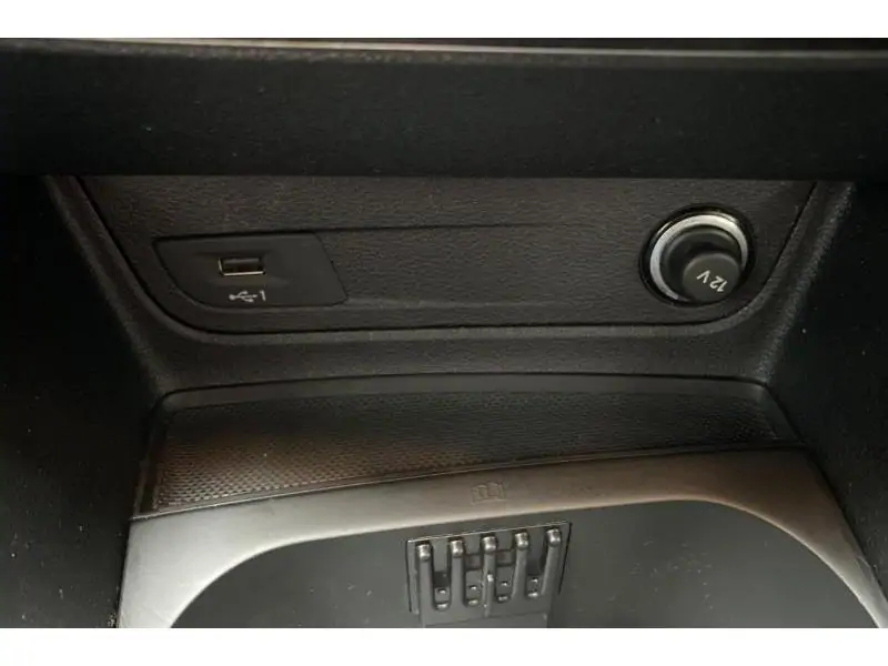Occasion Audi Q2 Advanced * Caméra de recul GPS WHITE 38