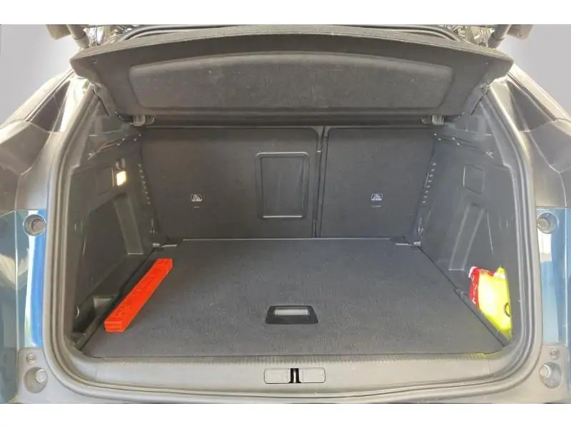 Occasion Peugeot 3008 Allure Pack Hybris 136 BLUE 19