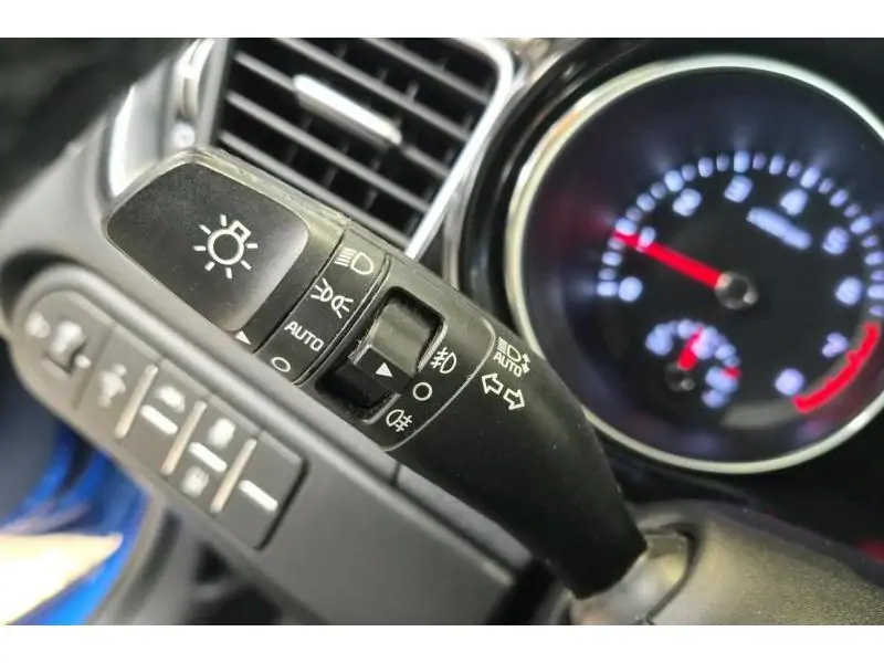 Occasion Kia Ceed Pulse *attelage* BLUE 23