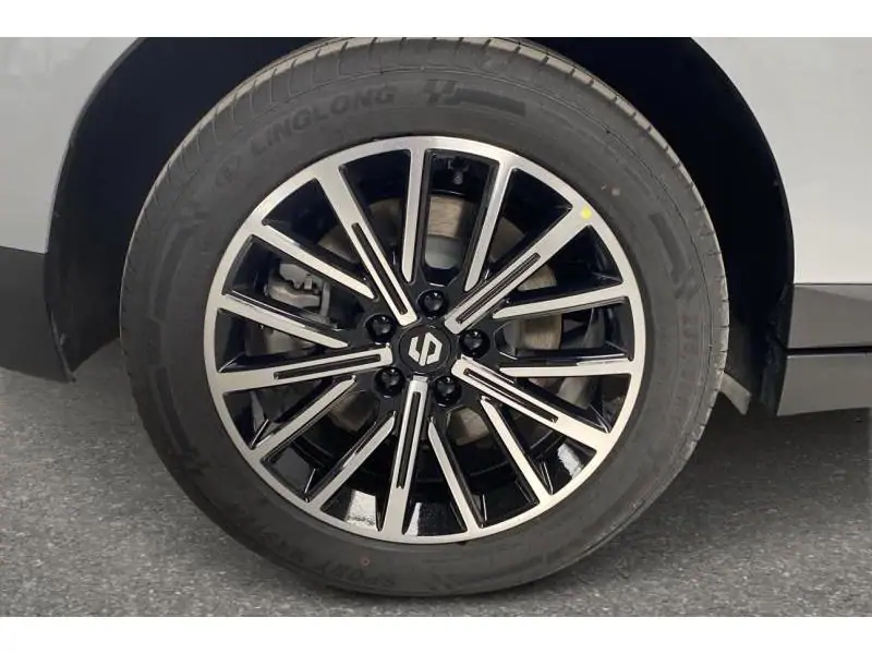 VEHICLE__CONDITION_SERVICE Leapmotor B10 DESIGN PROMAX*Full Options*dispo 09/26 GREY 23