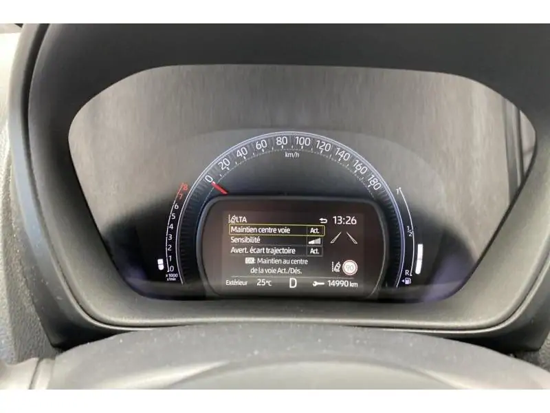 Occasion Toyota Aygo X Berline CVT WHITE 34