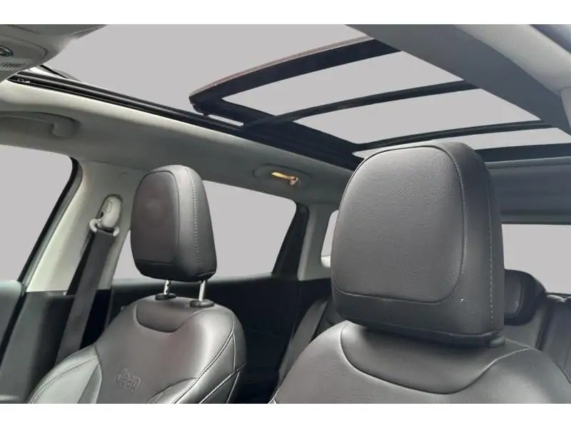 Occasion Jeep Compass LIMITED 1.4 TURBO 4X4 GREY 32