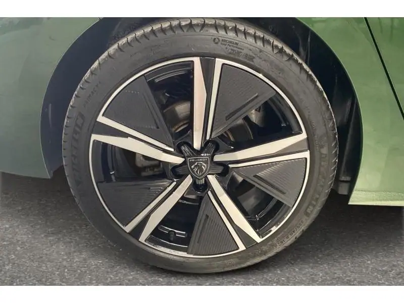 Occasion Peugeot 308 GT* Navi Caméra de recul GREEN 23