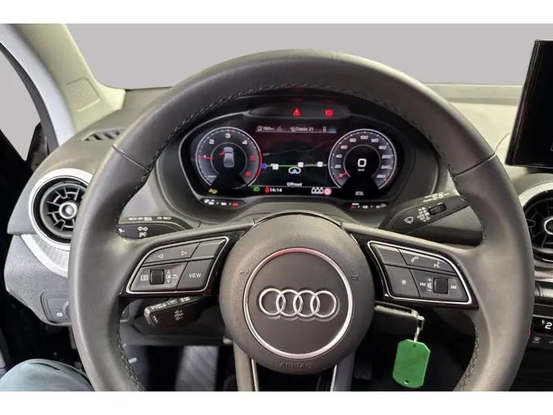 Occasion Audi Q2 S line BLACK 12