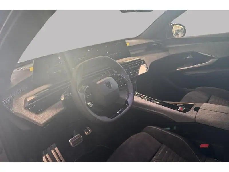 Démo Peugeot 5008 GT GREY 9