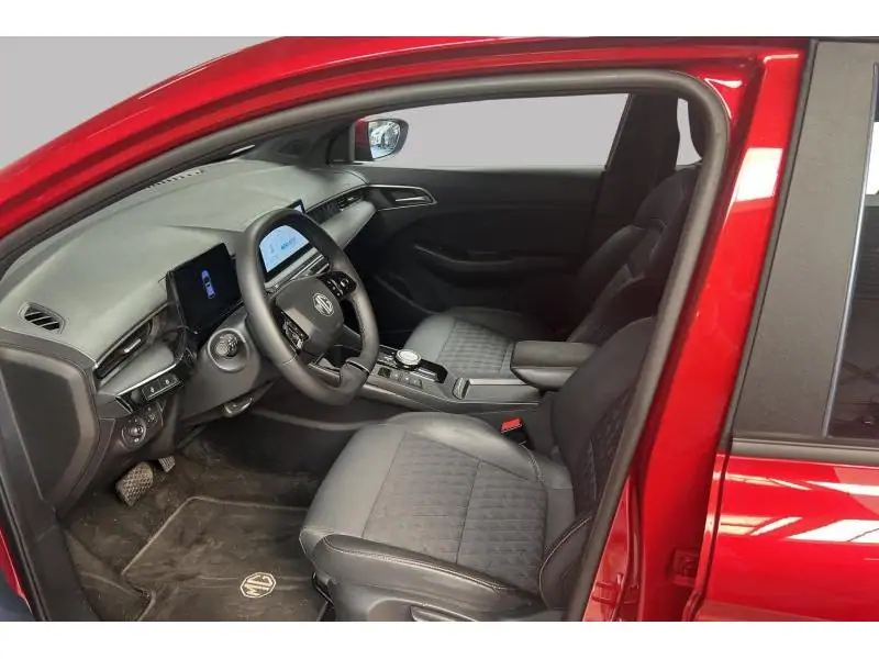 Démo MG MG3 HYBRID+ LUXURY RED 10