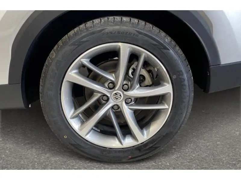 Occasion MG HS LUXURY GREY 20