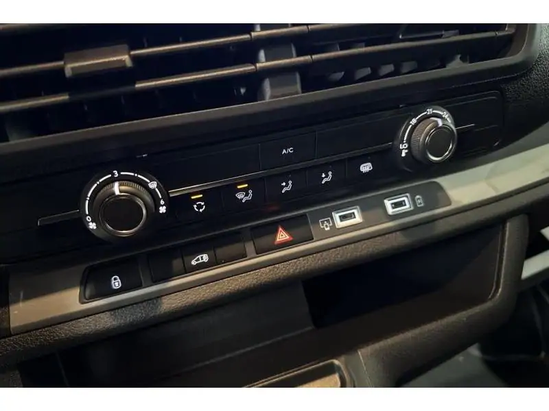 VEHICLE__CONDITION_SERVICE Peugeot e-Expert LONG L3 XL GREY 15