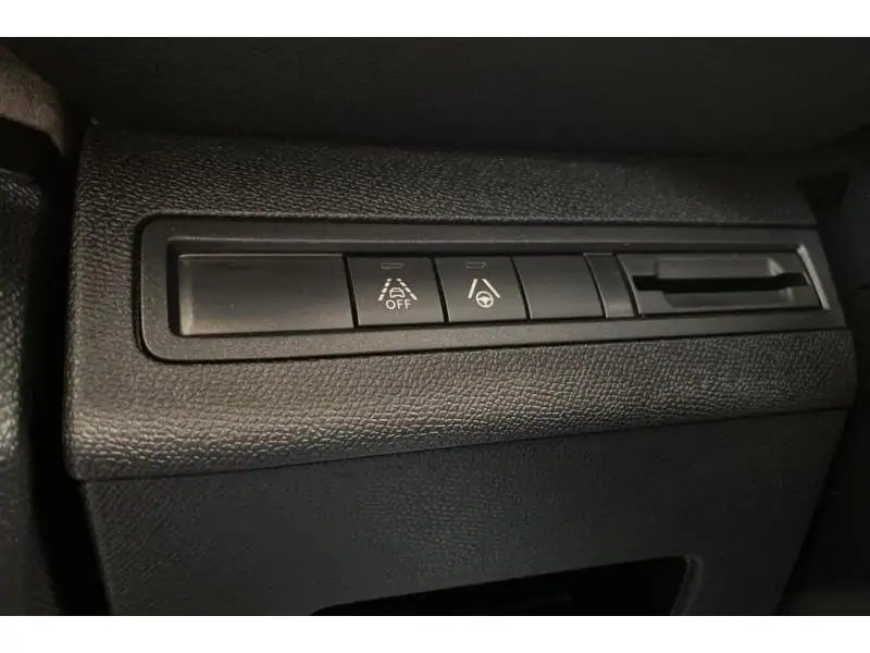 Occasion Peugeot 3008 II GT BLUE 26