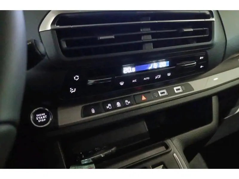 VEHICLE__CONDITION_SERVICE Citroen Spacetourer MAAT XL 2.0 BlueHDi 180 S&S EA BLACK 15