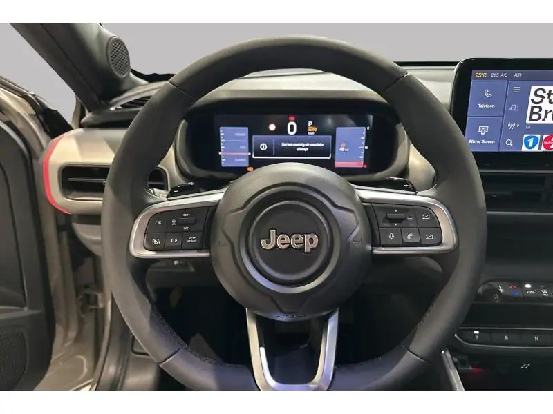 VEHICLE__CONDITION_SERVICE Jeep Avenger 4xe My25 Upland BEIGE 12