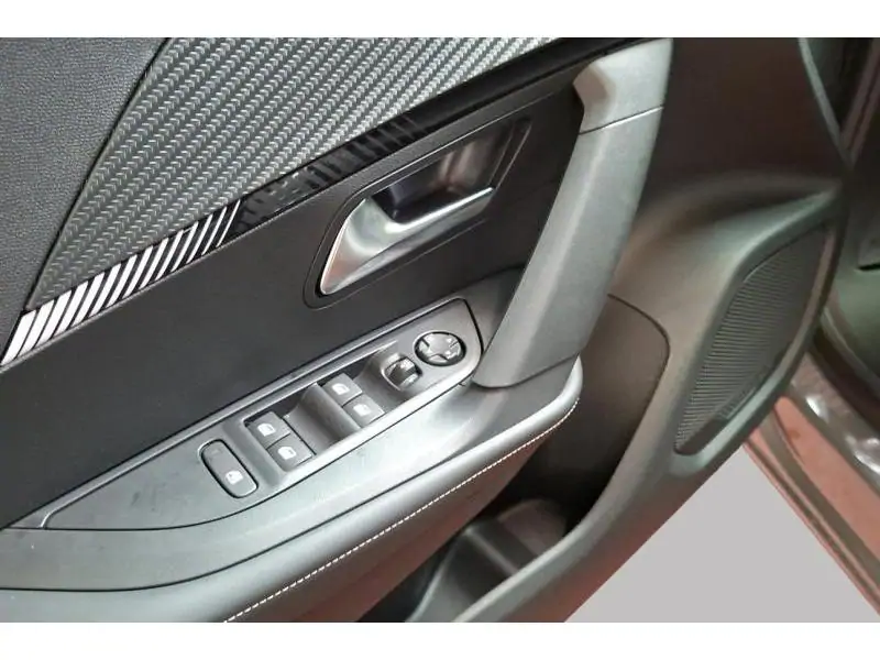 VEHICLE__CONDITION_SERVICE Peugeot 2008 II Allure GREY 17