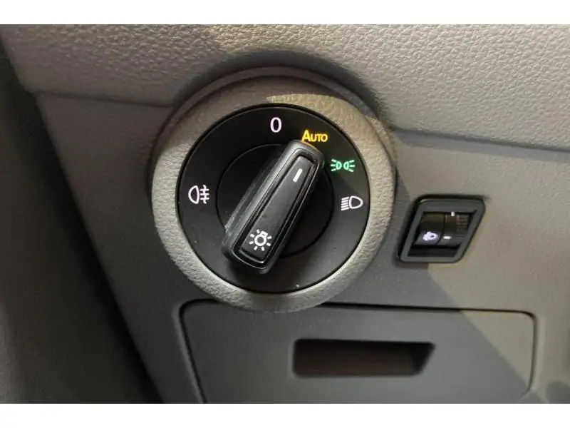 Occasion Volkswagen Transporter T6 Fourgon GREY 25