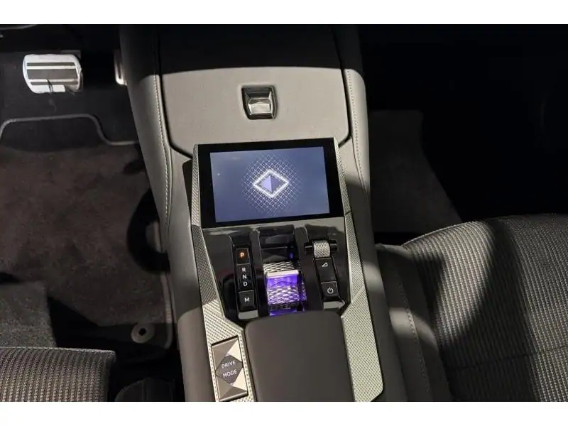 Occasion DS Automobiles DS 4 Etoile WHITE 15